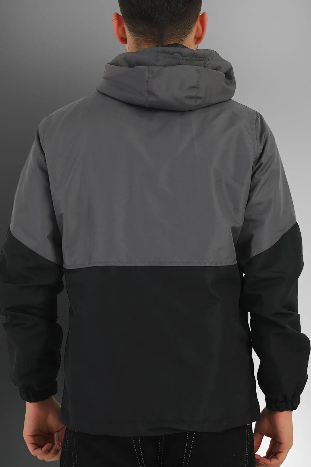 Erkek Antrasit -siyah Iki Renk Içi Astarlı Rüzgar Geçirmez Kapüşonlu Mevsimlik Spor Mont