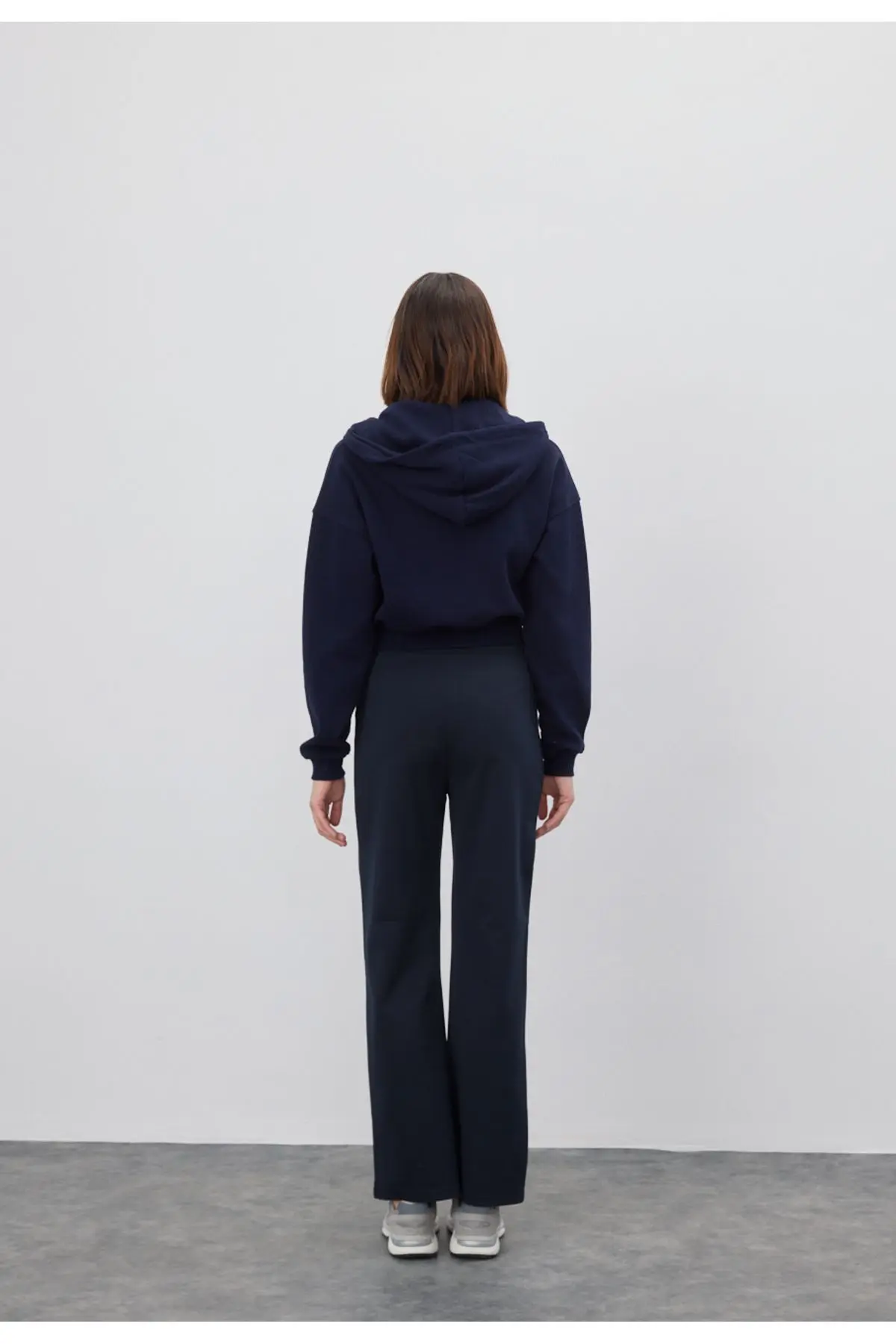 Kadın Lacivert Kapüşonlu Şardonlu Crop Sweatshirt Hırka