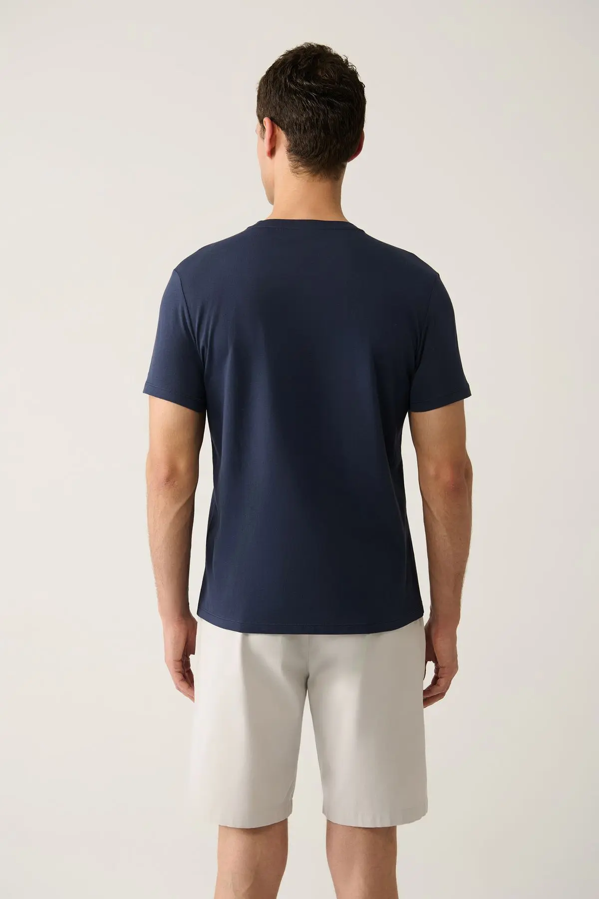 Erkek Lacivert T-shirt %100 Pamuk Nefes Alan Bisiklet Yaka Regular Fit E001000