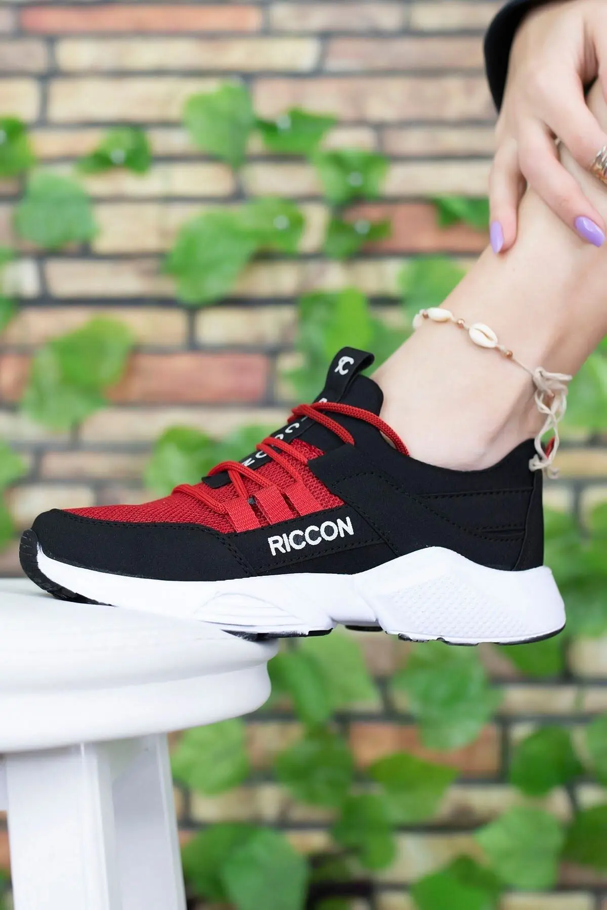 Siyah Kırmızı Unisex Sneaker
