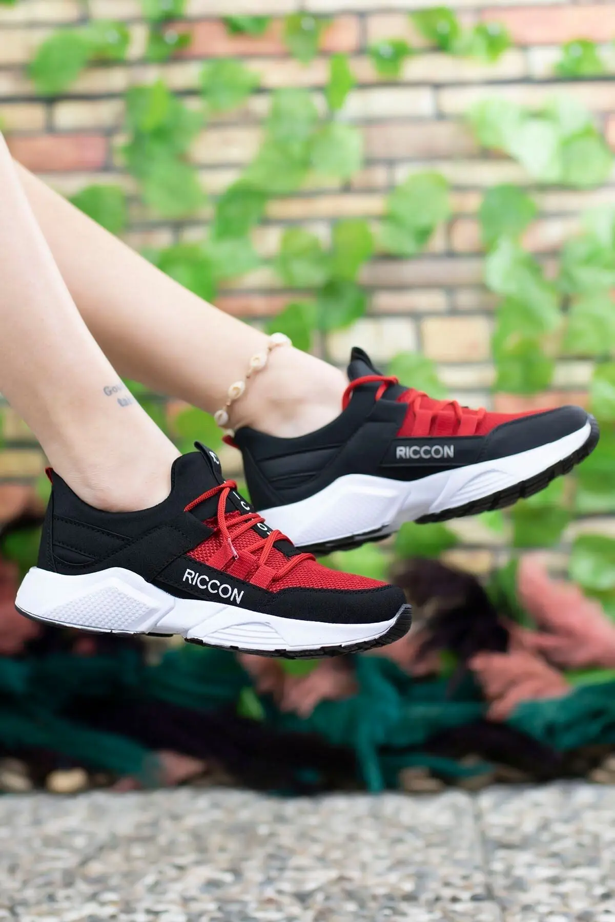 Siyah Kırmızı Unisex Sneaker