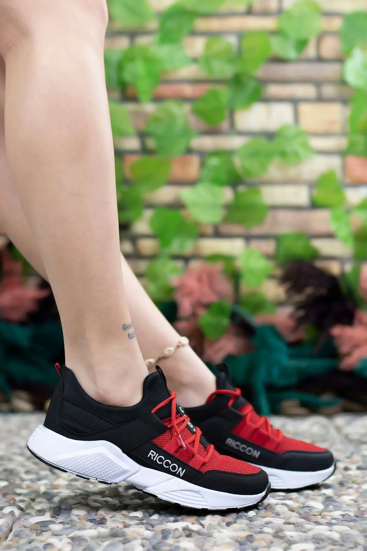 Siyah Kırmızı Unisex Sneaker