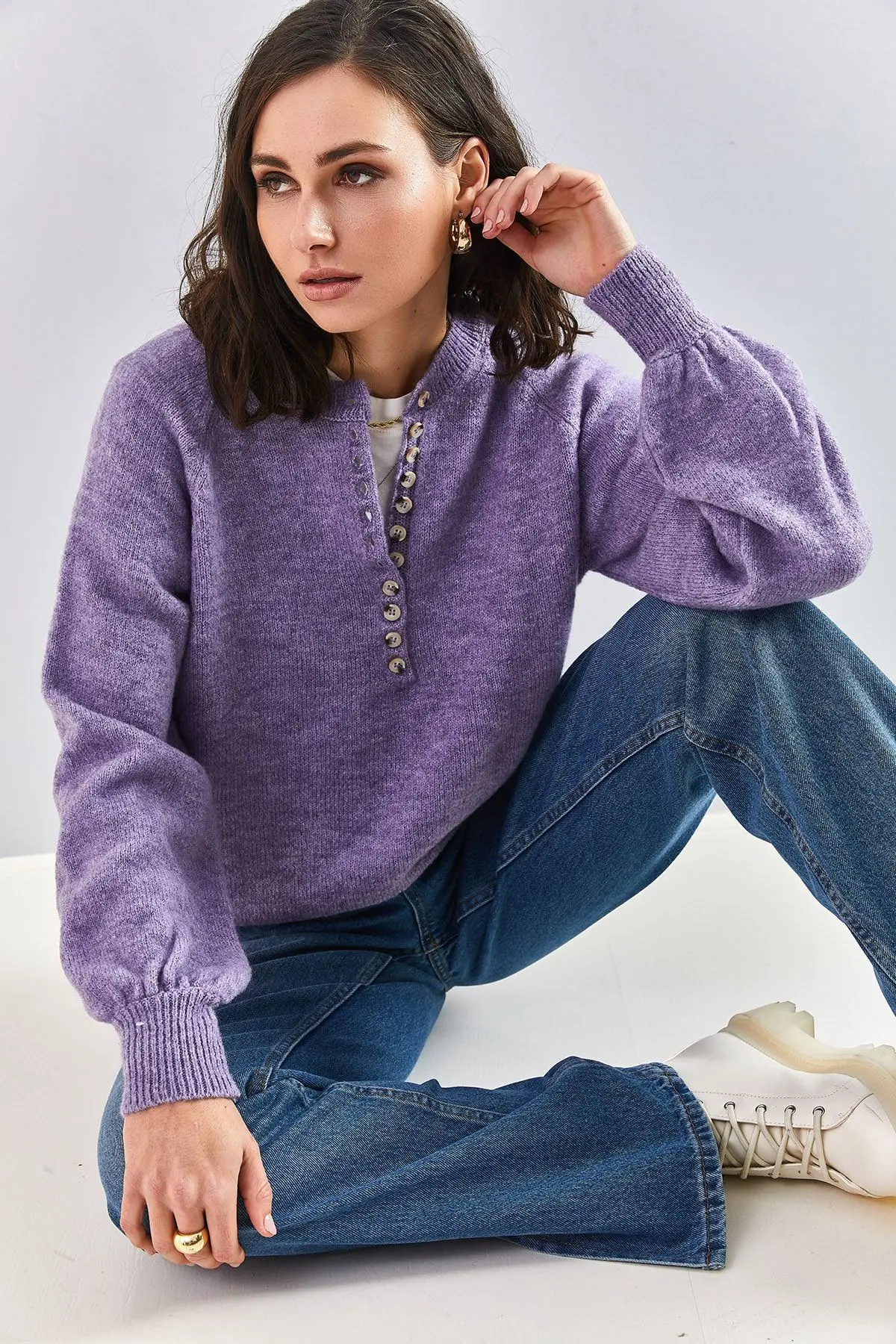 Kadın Yakası Ilikli Balıkçı Yaka Şeritli Triko Kazak