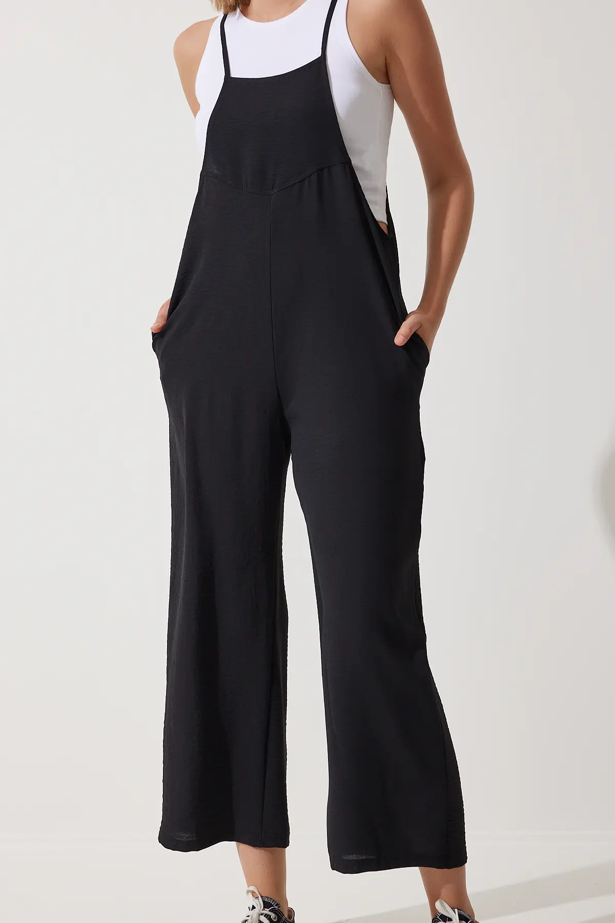 Kadın Siyah Cepli Bahçıvan Tulum DD00910