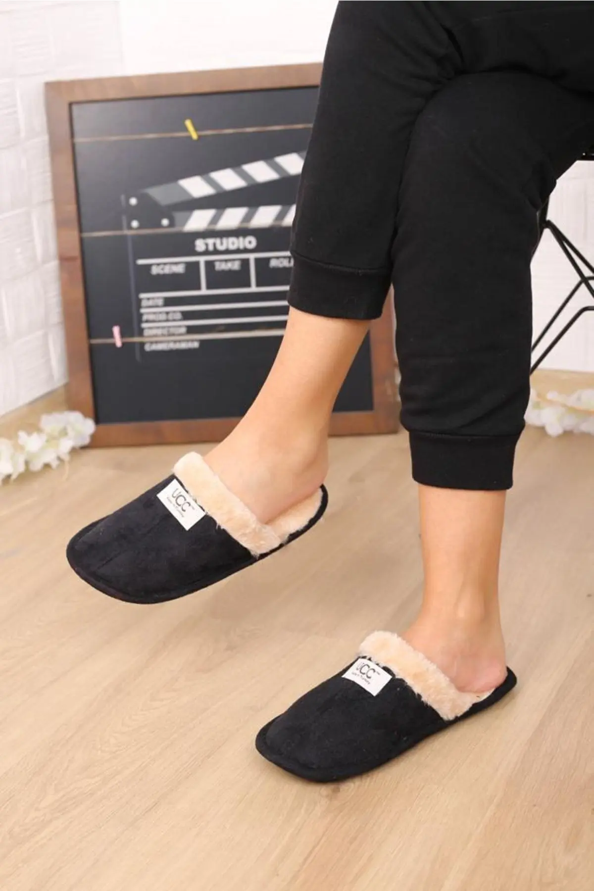 Yumuşak Hafif Taban Kışlık Ev Terliği