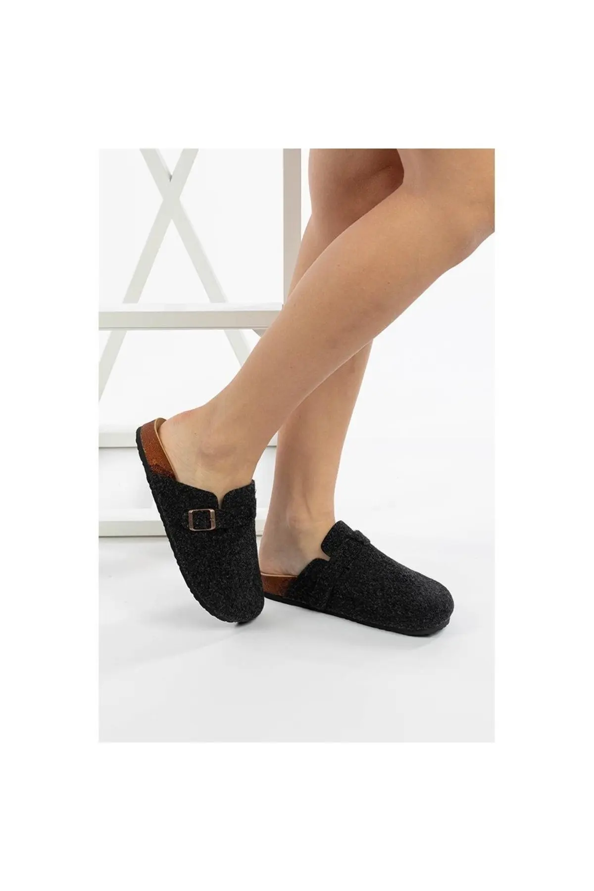 Kadın Mantar Taban Keçeli Konfor Modeli Kışlık Önü Kapalı Keçe Modeli Sabo Günlük Rahat Ev Terliği