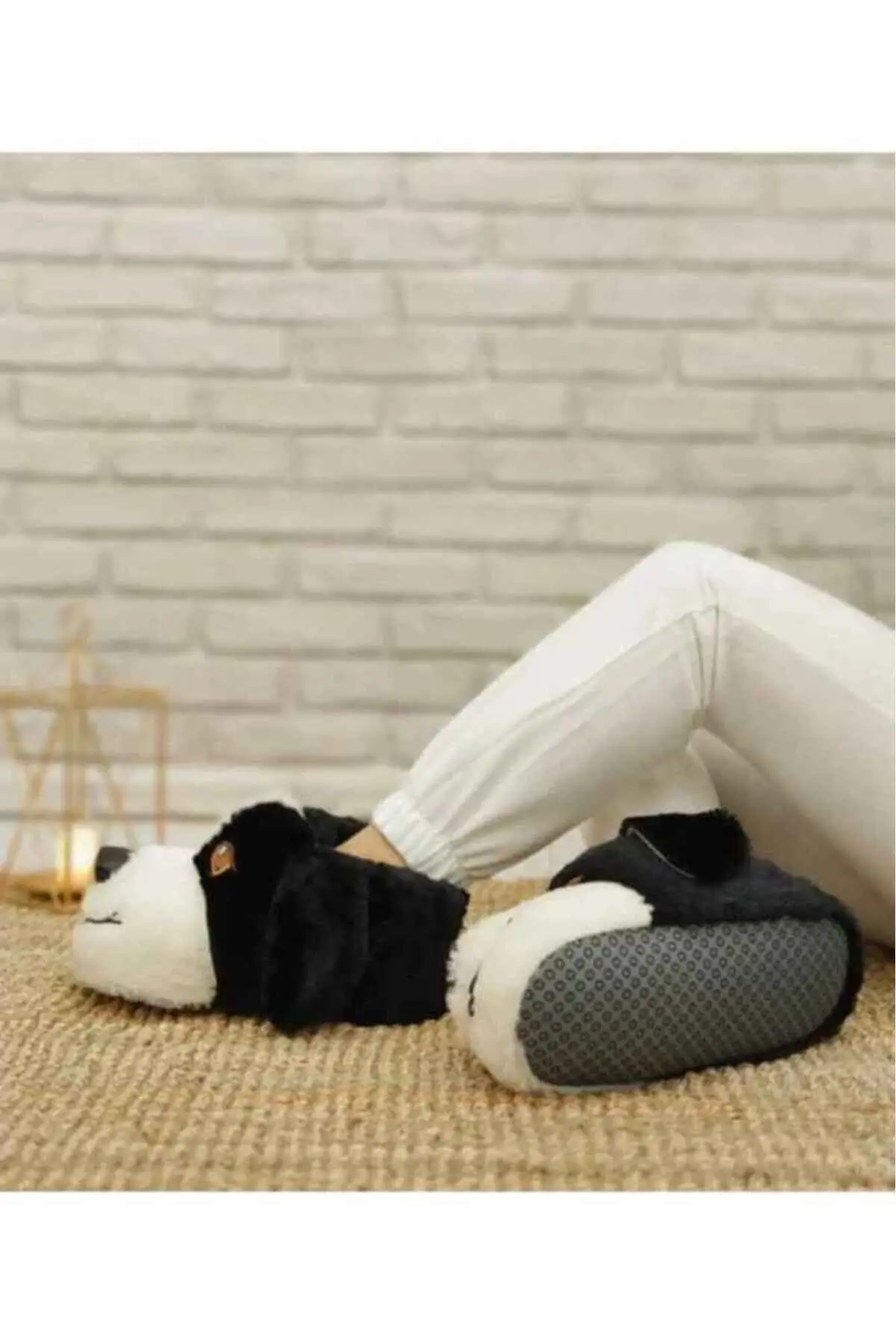 Köpek Figürlü Siyah Peluş Panduf Ev Pandufu Unisex