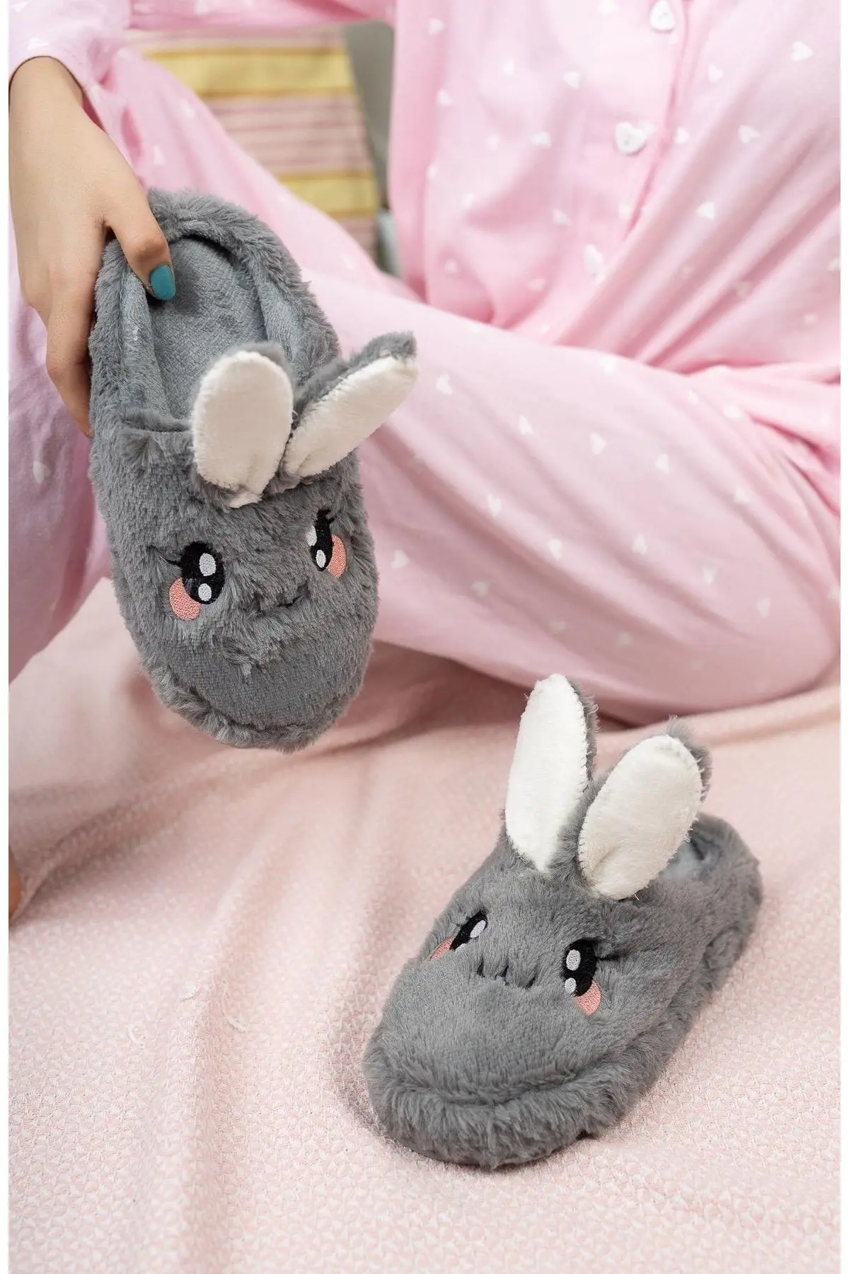 StWenn Pofuduk Hayvan Figürlü Panduf Kadın Ev Terliği Tüylü Terlik