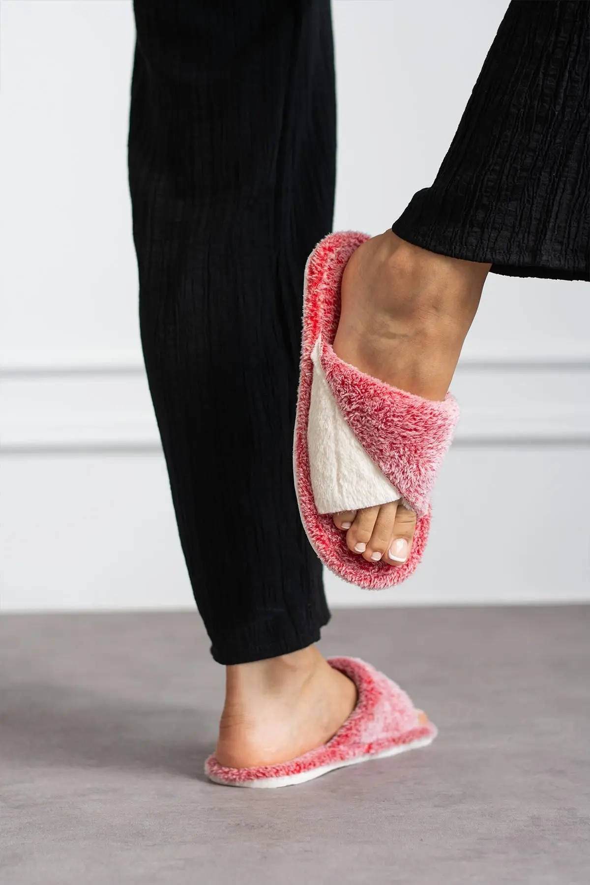 Modafrato BELLA Çapraz Kadın Ev Terliği Kışlık Terlik Sessiz Taban