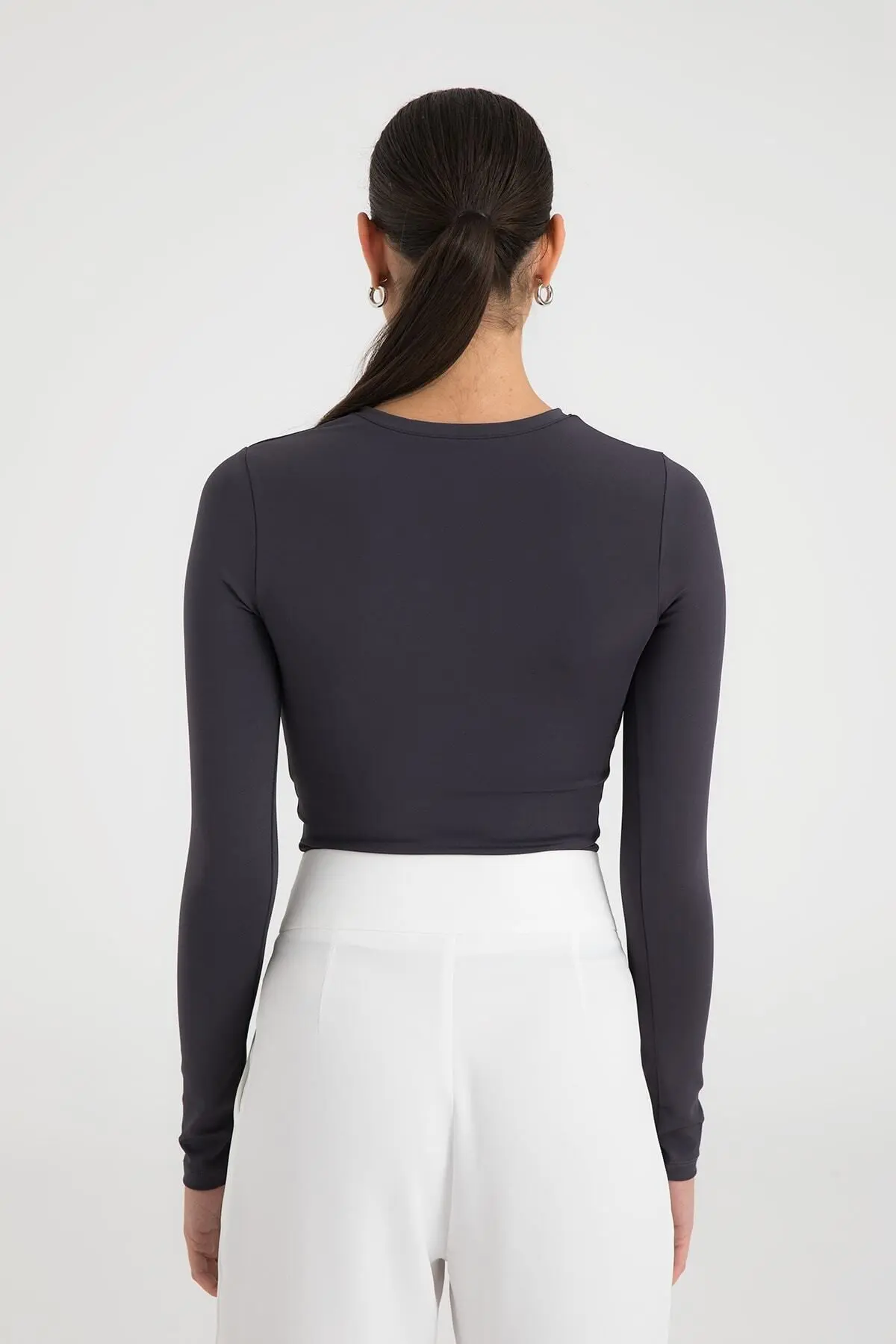 Soft Touch Yuvarlak Yaka Bluz Füme