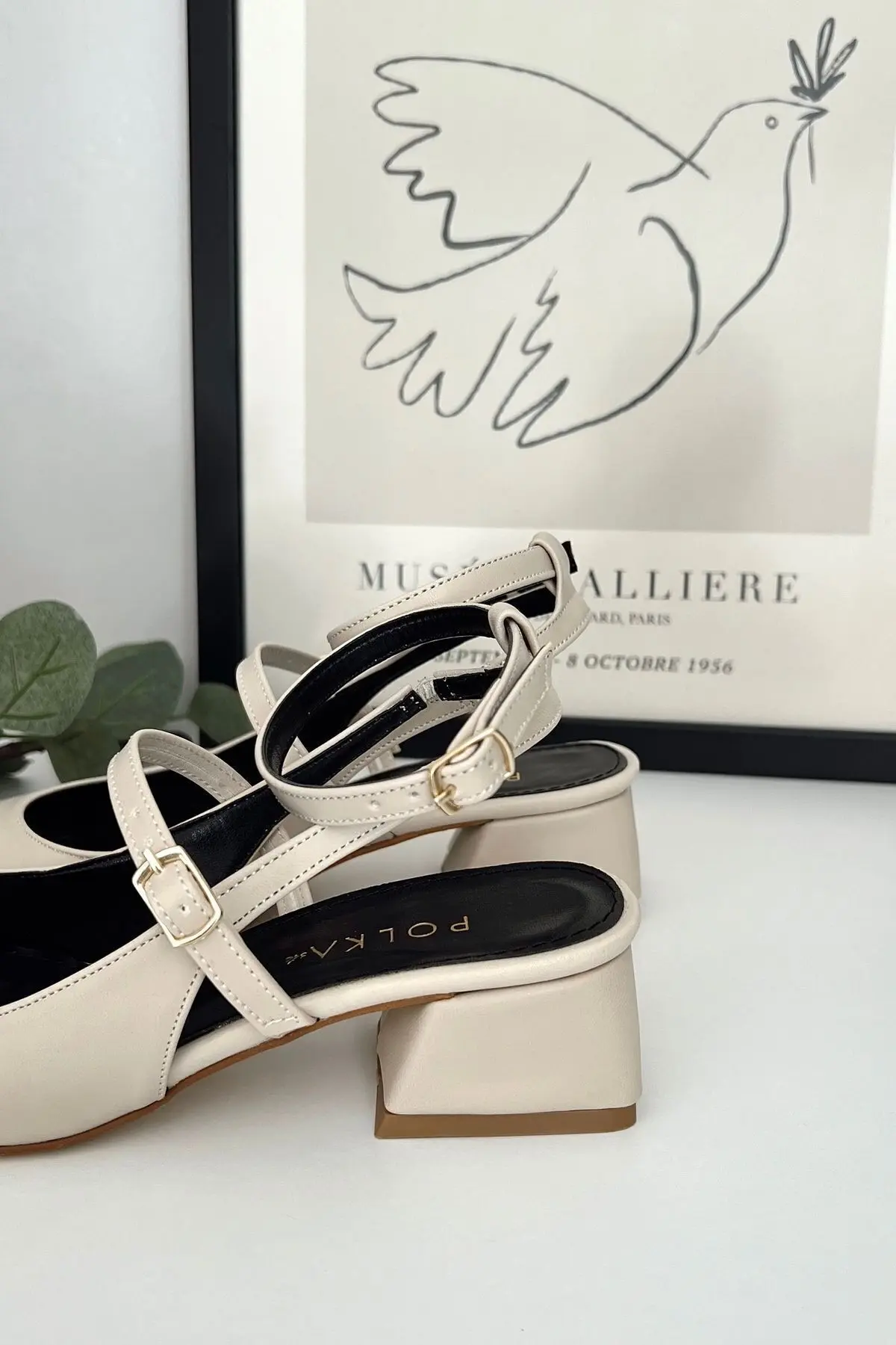 Kadın Mary Jane Bej Nude Ten Mat Deri Arkası Açık Kare Burunlu Baretli Kısa Blok Topuklu Ayakkabı