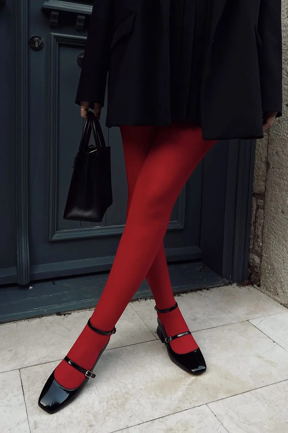 Kadın Mary Jane Siyah Rugan Arkası Kapalı Kare Burunlu Baretli Kısa Blok Topuklu Ayakkabı