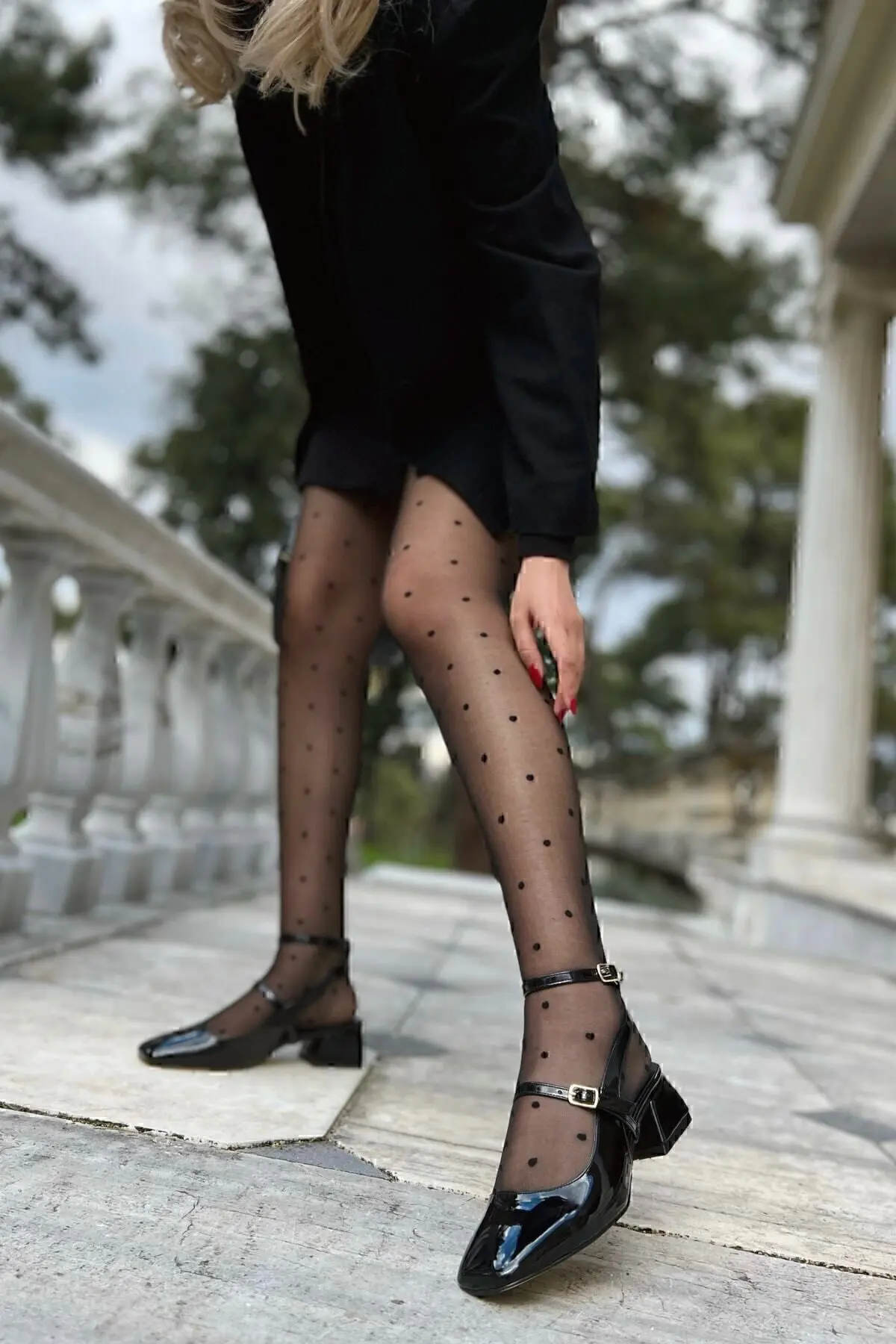 Kadın Mary Jane Siyah Rugan Arkası Açık Kare Burunlu Baretli Kısa Blok Topuklu Ayakkabı