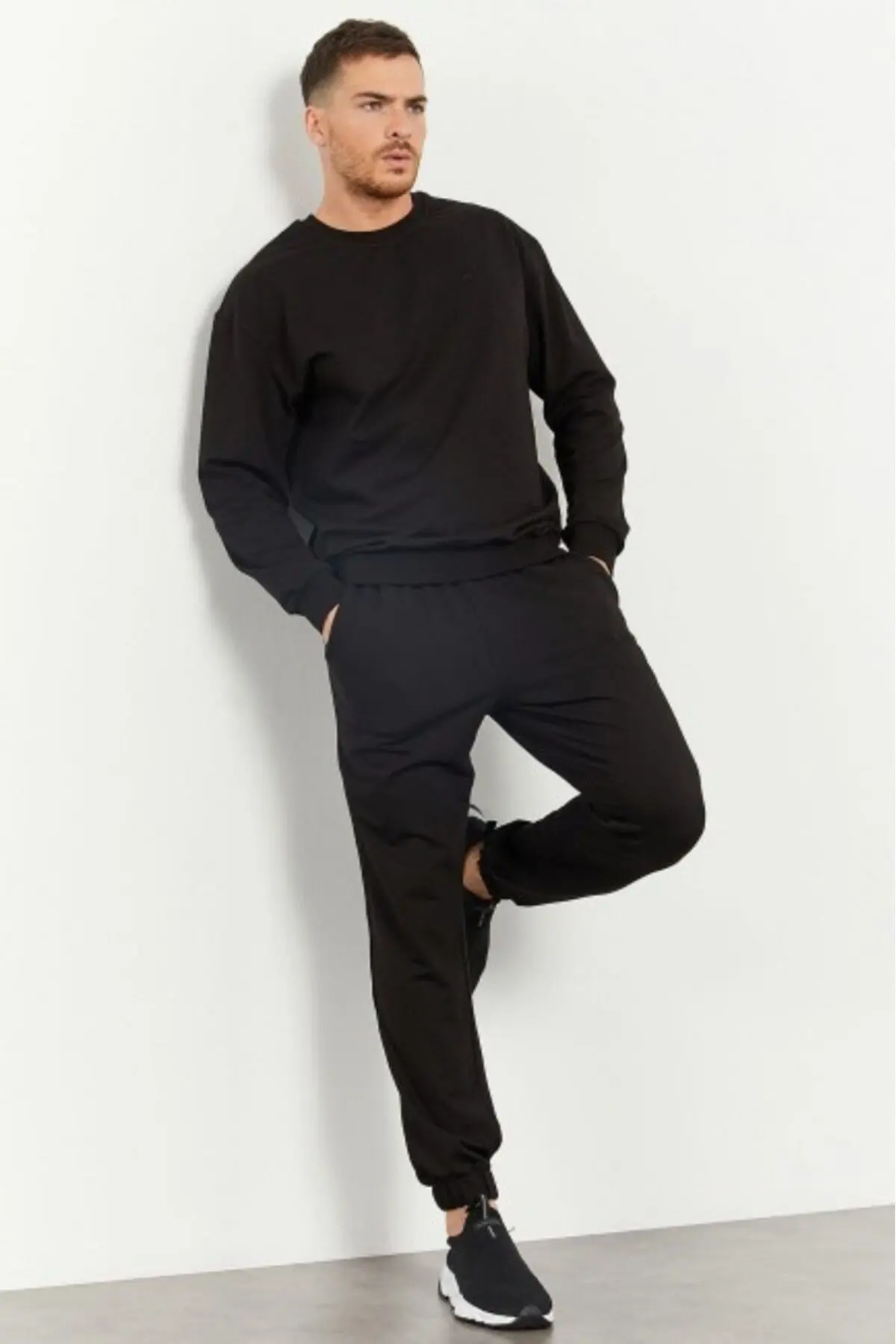 Siyah Casual O Yaka Lastik Paça Erkek Oversize Eşofman Takımı - 85120