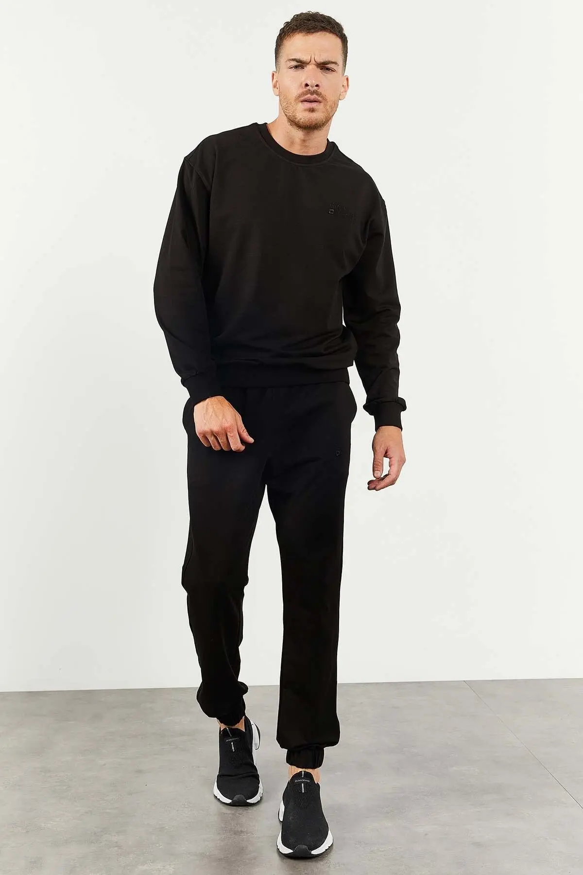 Siyah Casual O Yaka Lastik Paça Erkek Oversize Eşofman Takımı - 85120