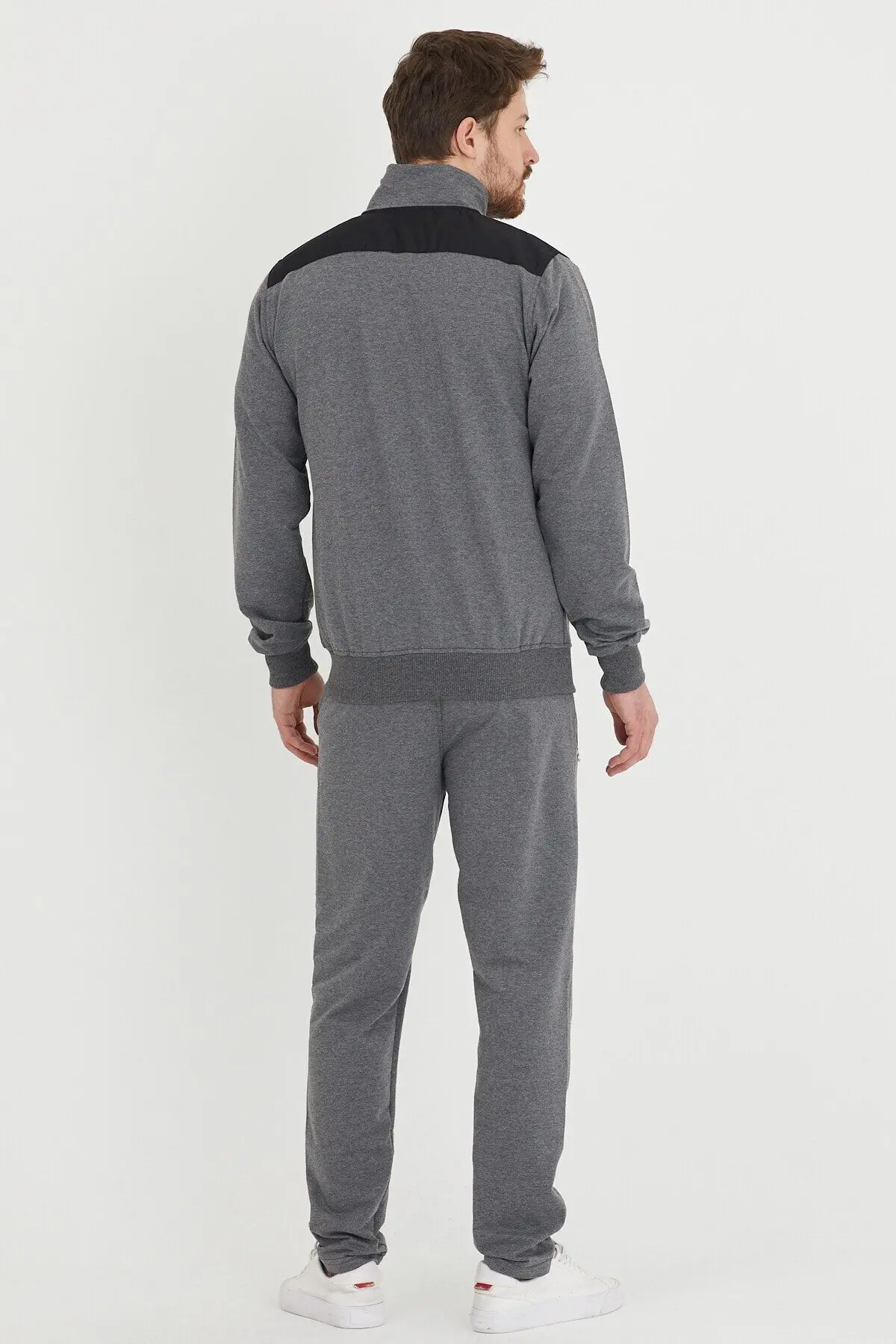 Erkek Hakim Yaka Eşofman Takımı