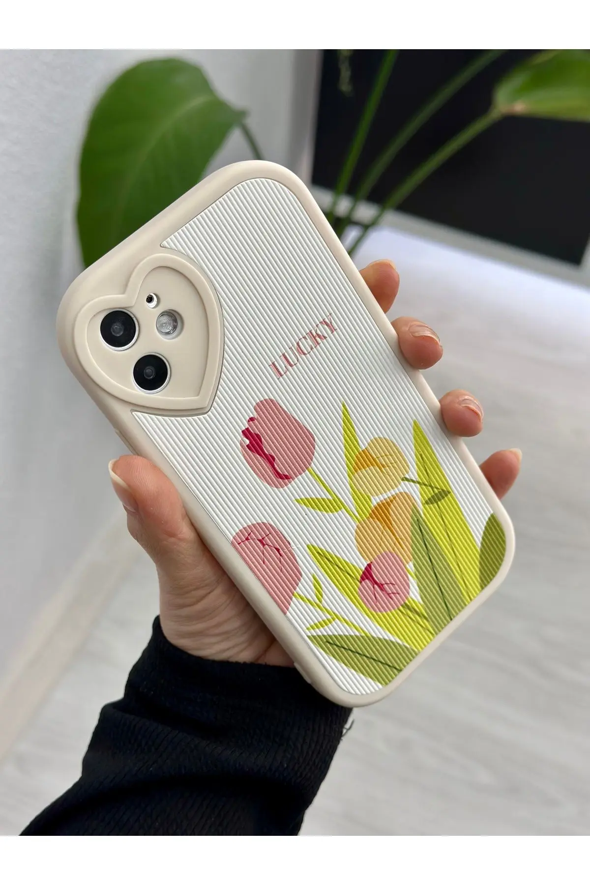 Iphone 11 Uyumlu Kaplama Tasarımlı Yumuşak Silikon Kamera Korumalı Kılıf
