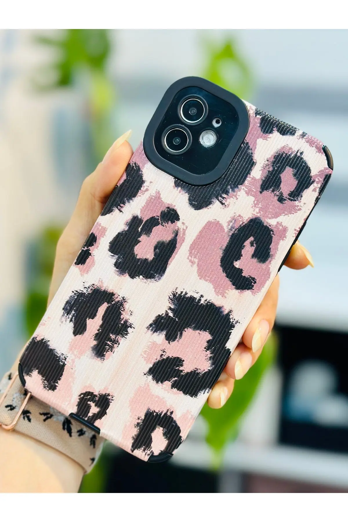 Iphone 11 Uyumlu Kaplama Tasarımlı Yumuşak Silikon Kamera Korumalı Kılıf