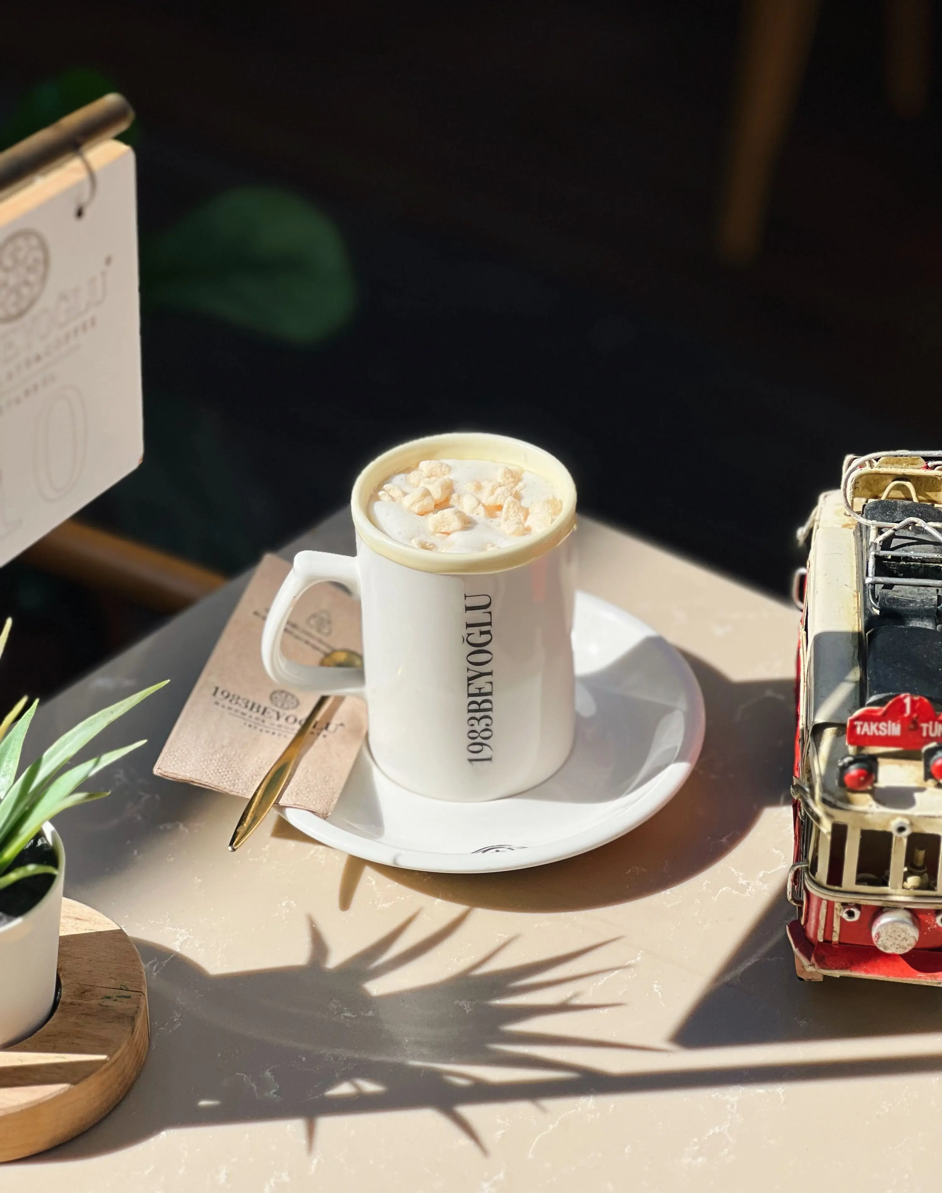 Beyaz Sıcak Belçika Çikolatası