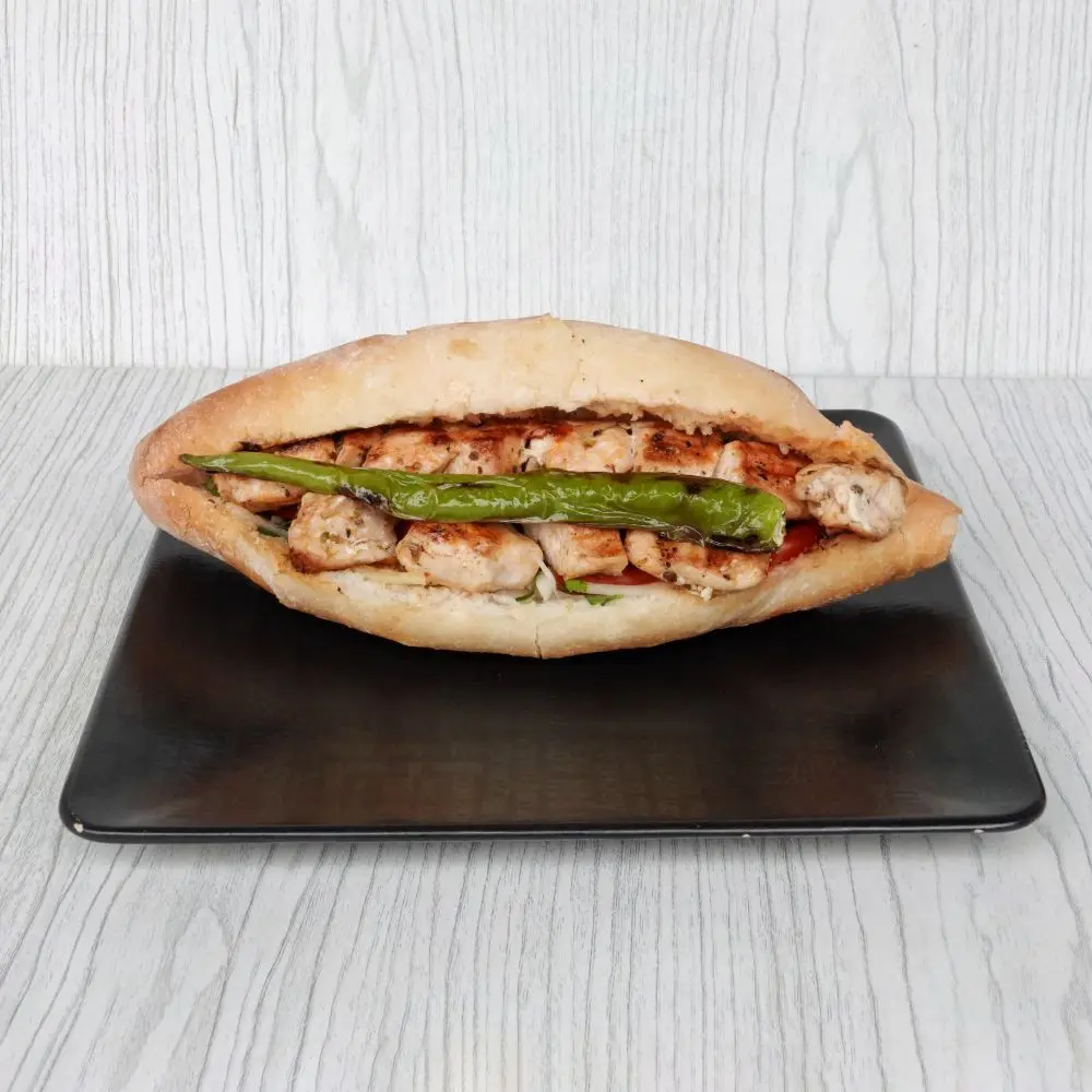 Ekmek Arası Tavuk Şiş
