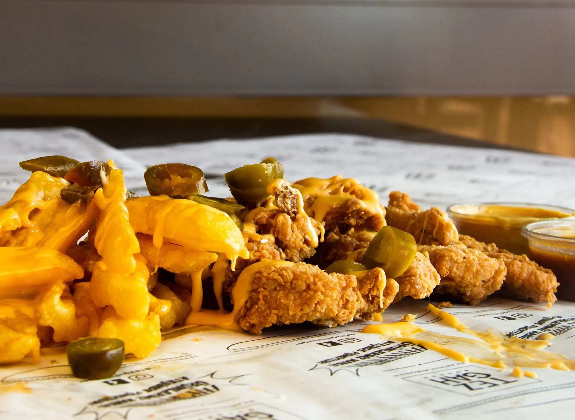 Cheddar Peynirli & Jalapeno Biberli Çıtır Tavuk