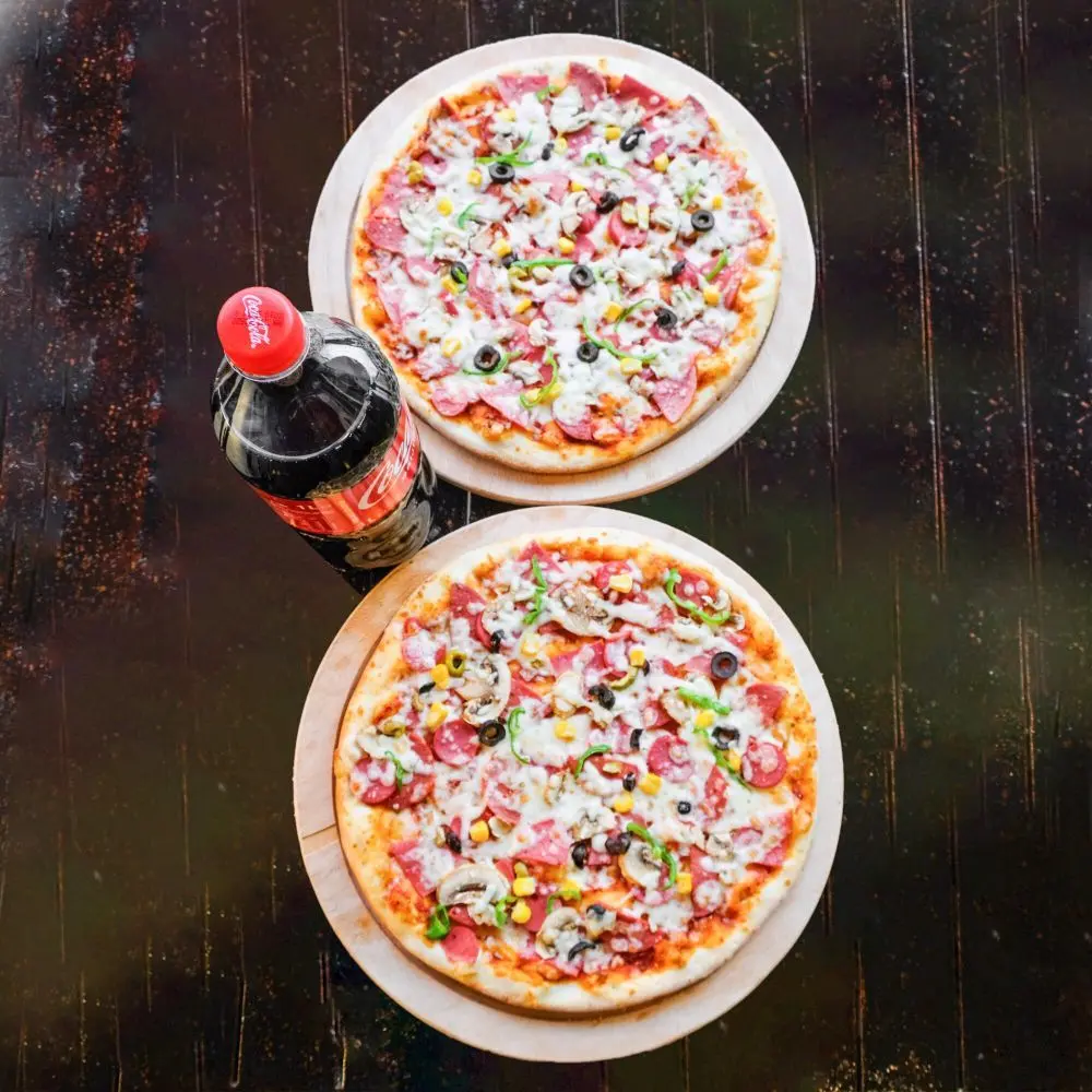 2 Orta Boy Pizza & İçecek Menü