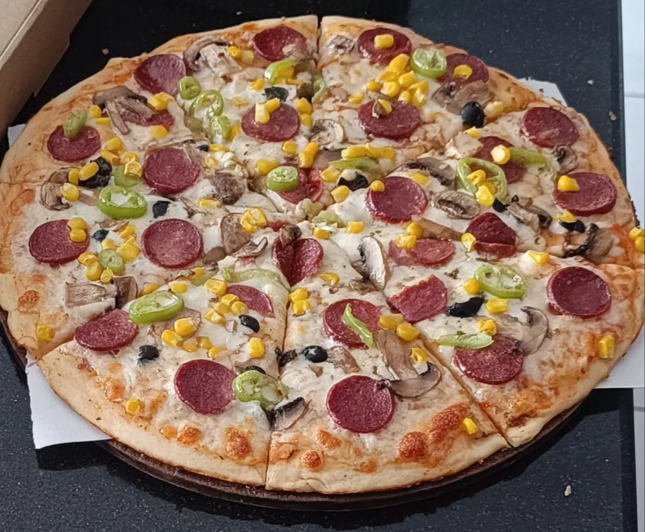 Karışık Pizza (Orta)