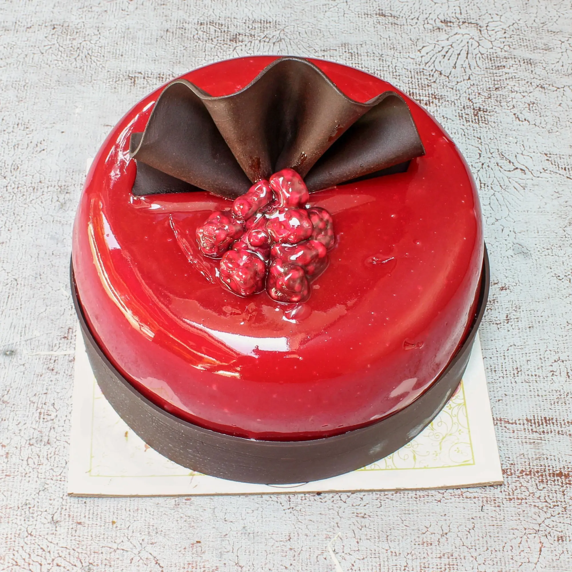 Frambuazlı Pasta (12 Kişilik)