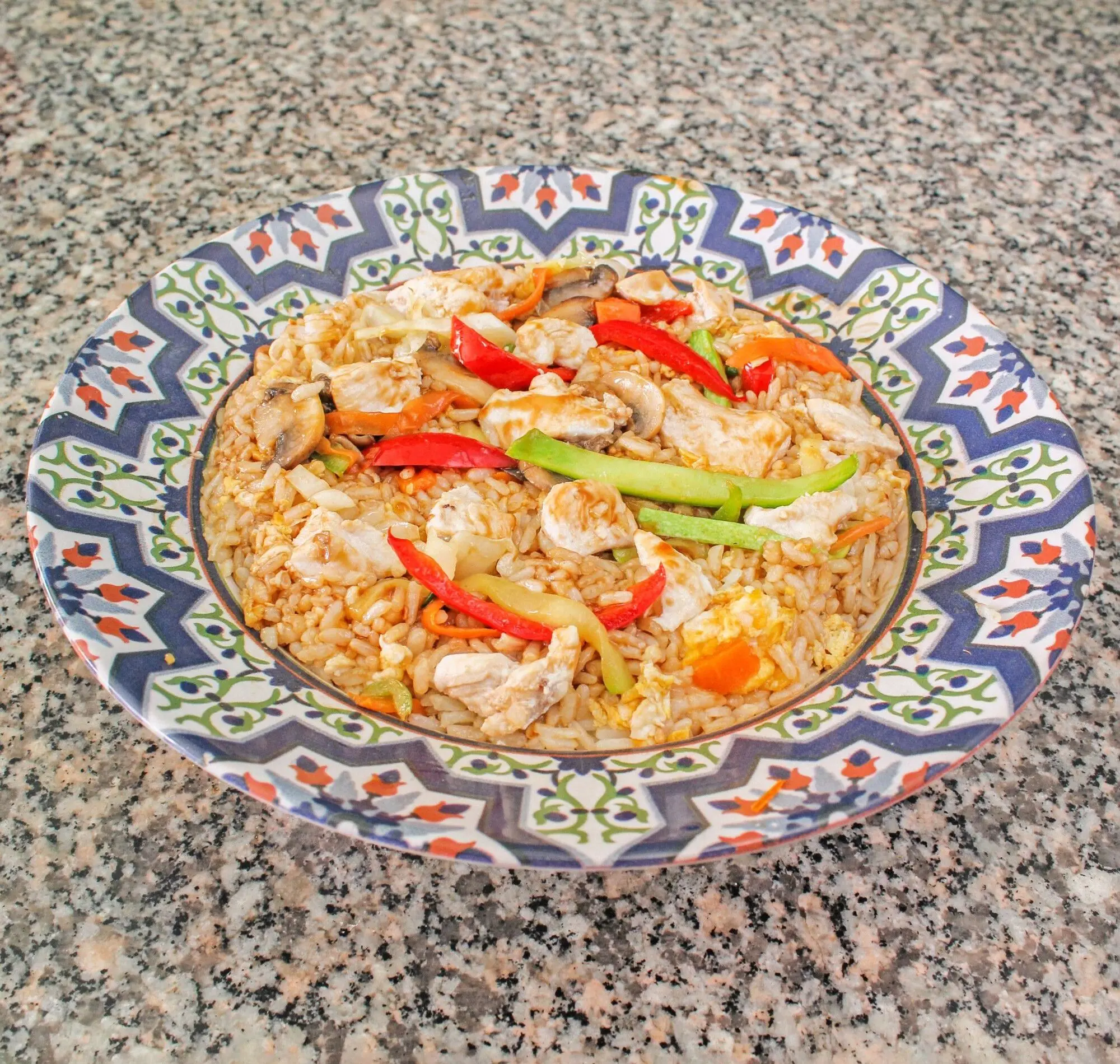 Teriyaki Soslu Tavuklu Pilav