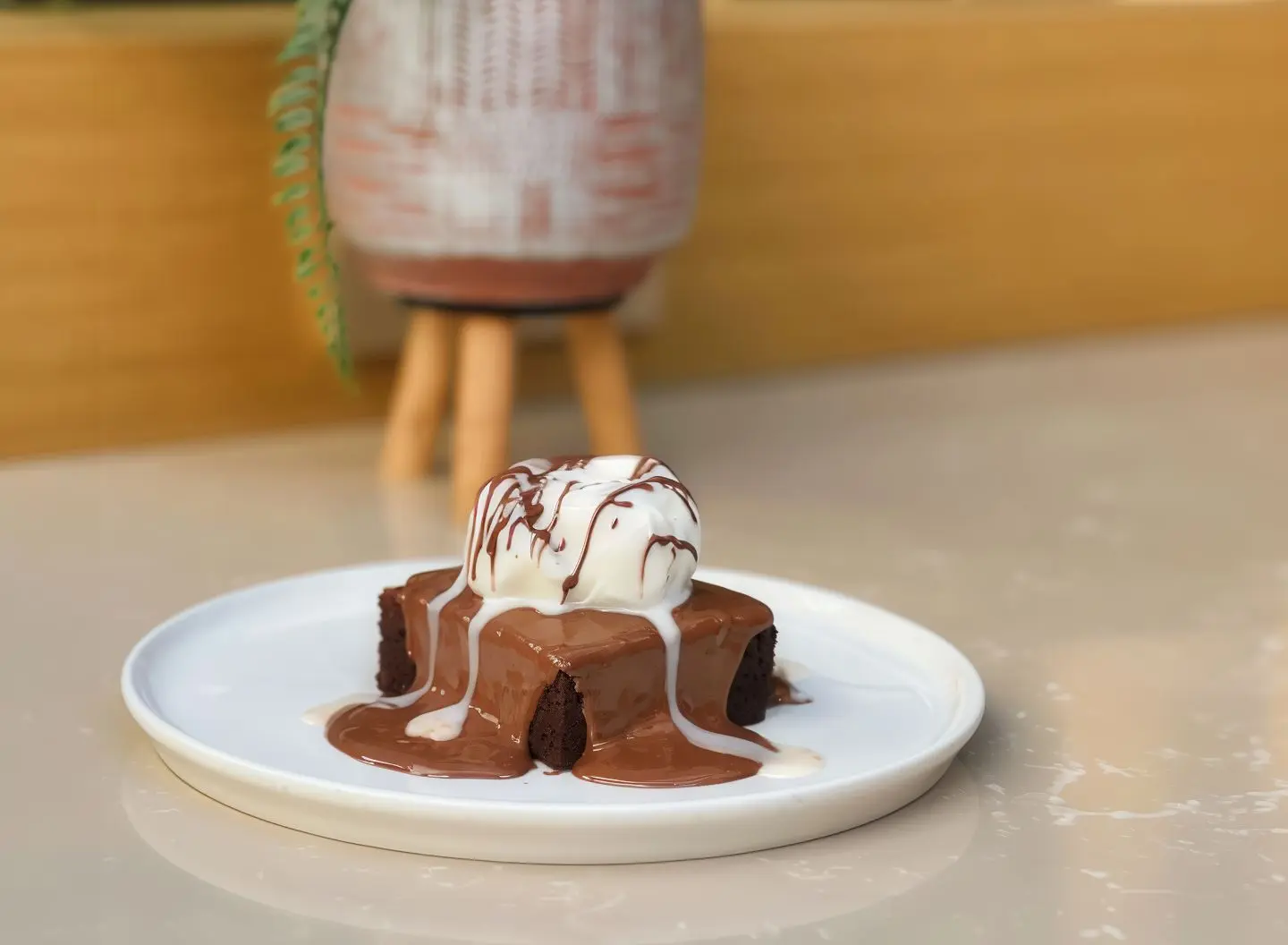 Çikolatalı Dondurmalı Brownie