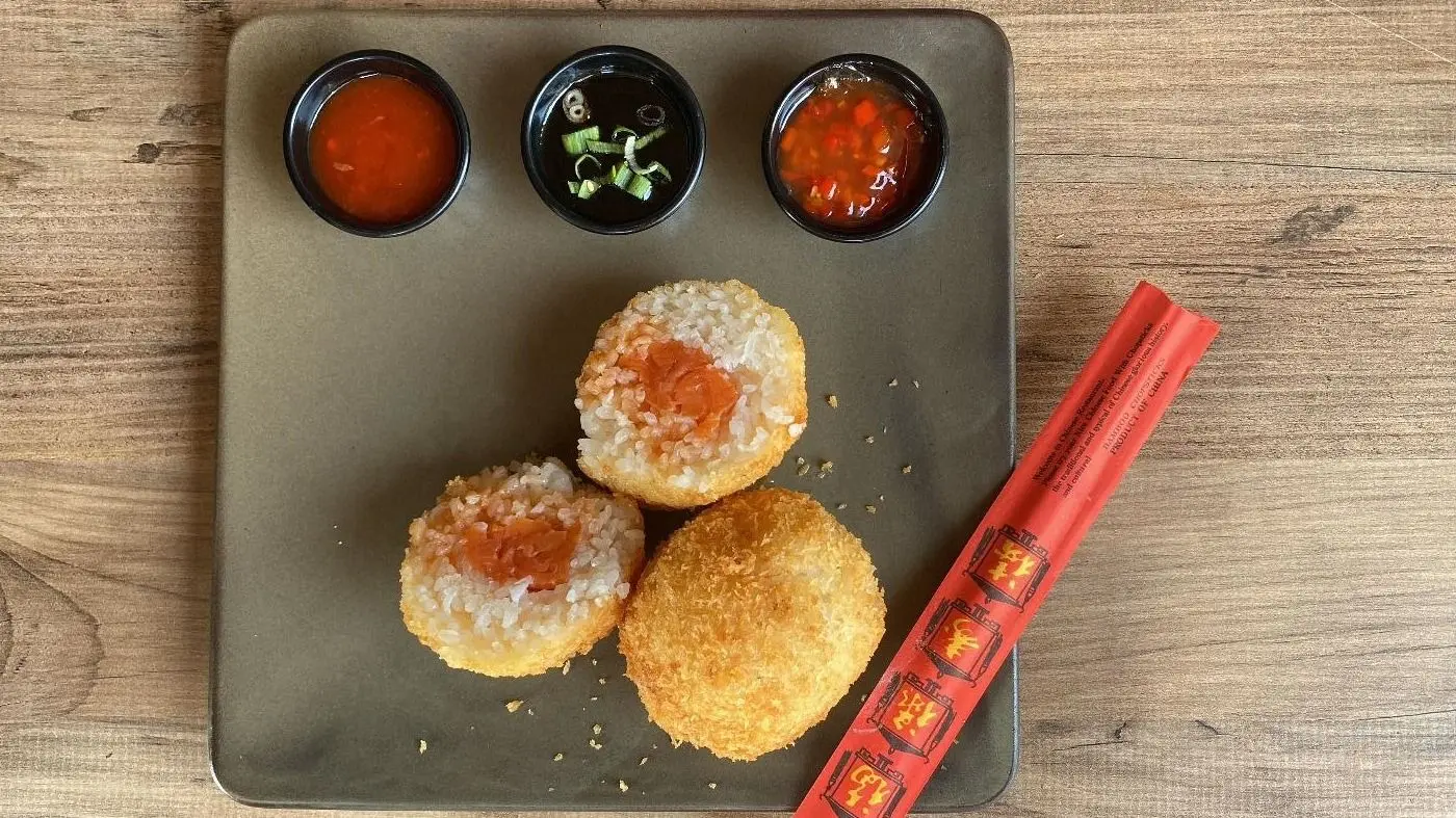 Salmon Balls (2 Pcs.)