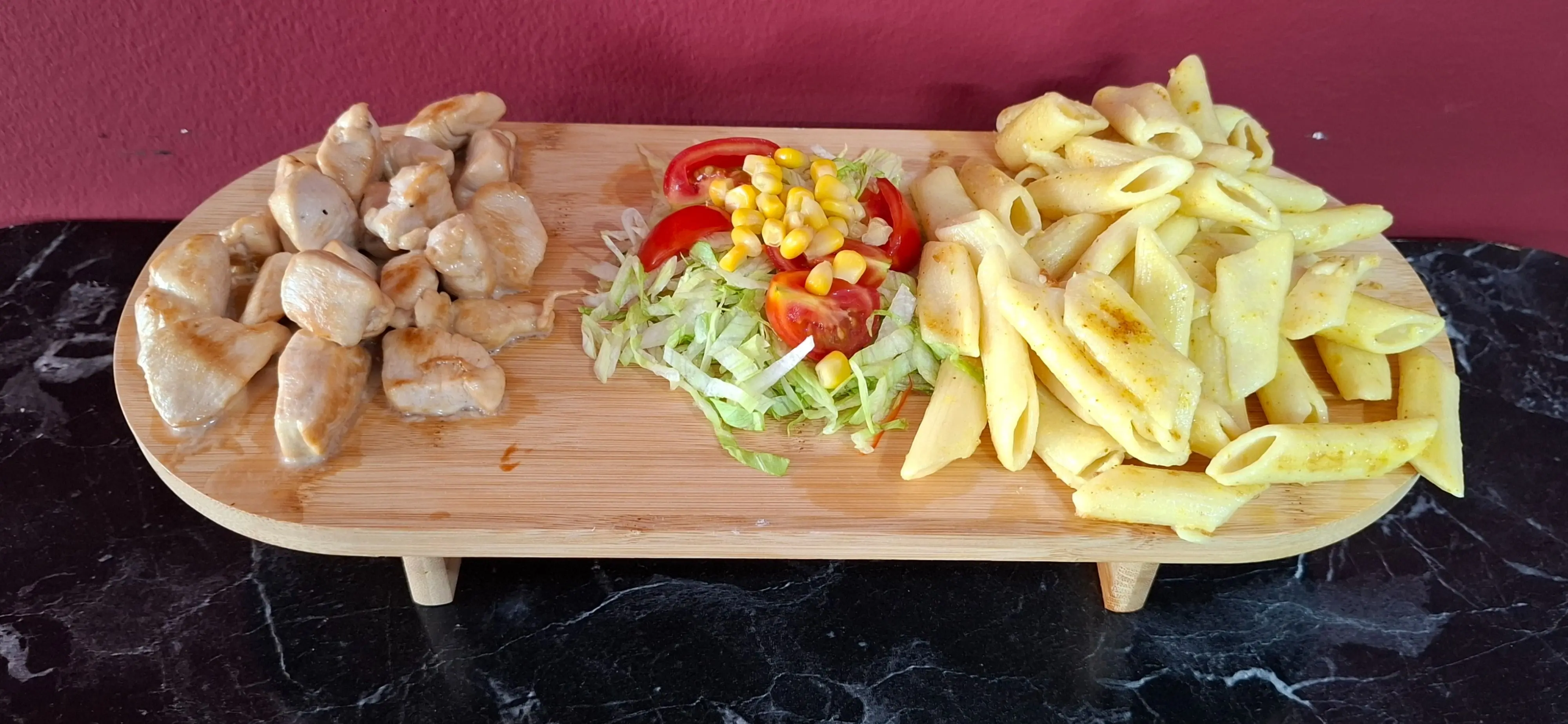 Kremalı Makarna & Kremalı Köri Soslu Tavuk